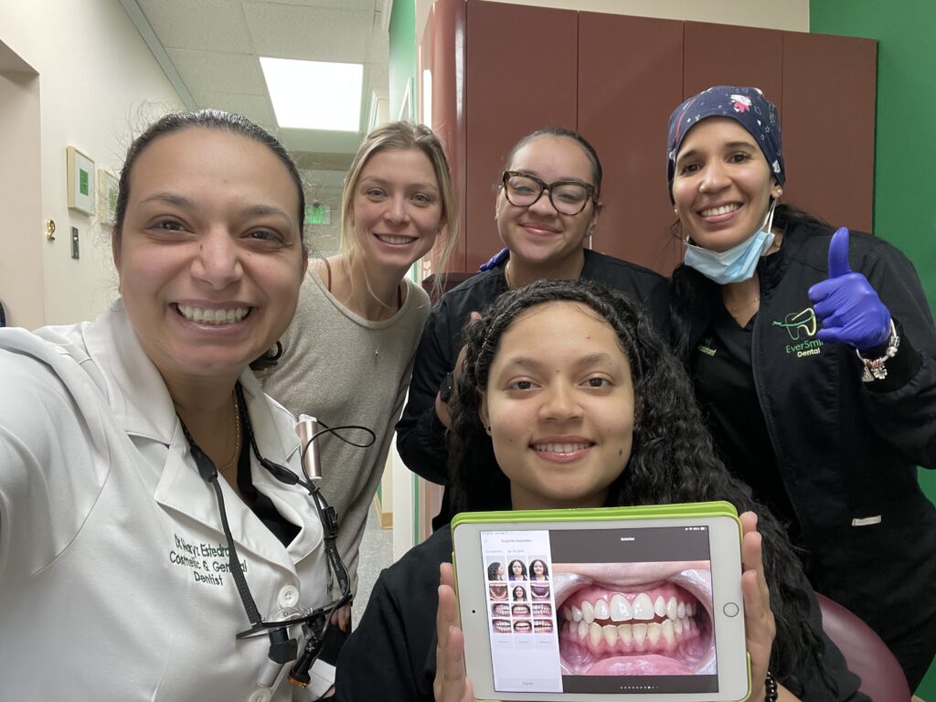 DR. MARYZ ESTEDRAK AND EVERSMILE DENTAL TEAM CELEBRATING PATIENT SMILE RESULTS - EVERSMILE DENTAL NJ